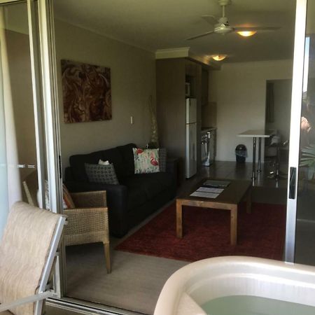 Airlie Central Apartments Airlie Beach Exterior foto