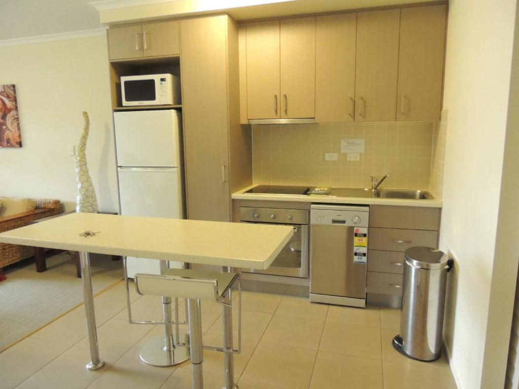 Airlie Central Apartments Airlie Beach Quarto foto