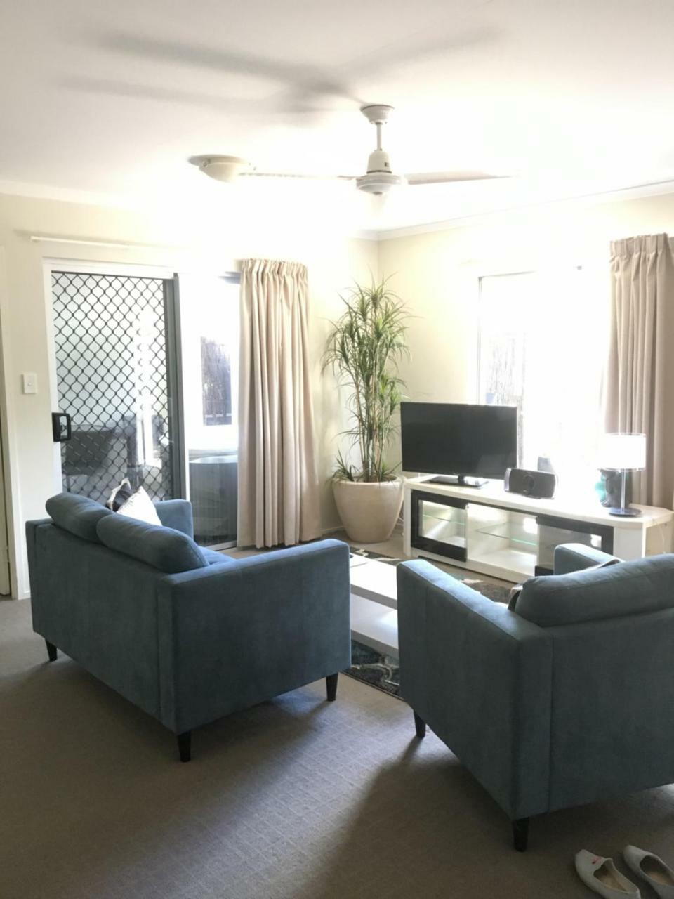 Airlie Central Apartments Airlie Beach Exterior foto